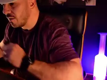 Chaturbate Live Porn of angeloeric
