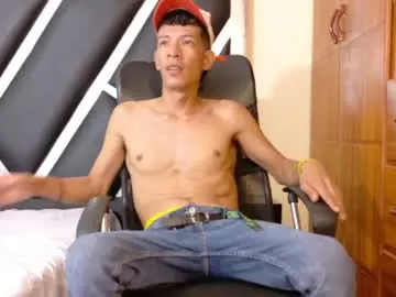 Chaturbate Live Porn of favel_gomez7