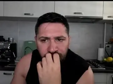 Chaturbate Nude Webcam of gold_alpha_boy