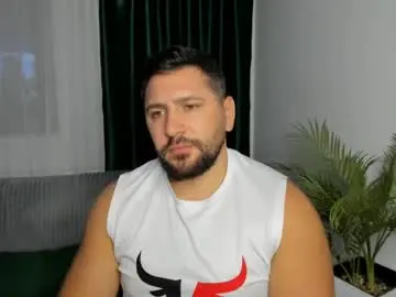 Chaturbate Live Sex Cam of gold_alpha_boy