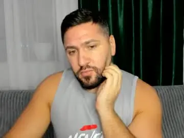 Chaturbate Free Porn Cam of gold_alpha_boy