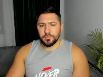 Chaturbate Free Porn Cam of gold_alpha_boy