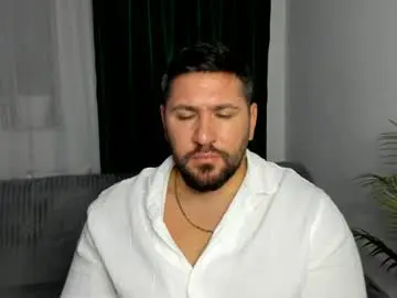 Chaturbate Free Porn Cam of gold_alpha_boy