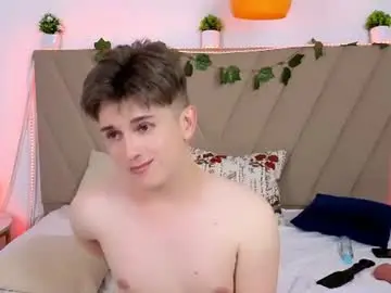 Chaturbate Sex Chat of miless_cooper