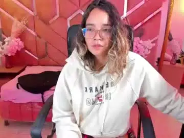 Chaturbate Live Sex of olivia_fox69