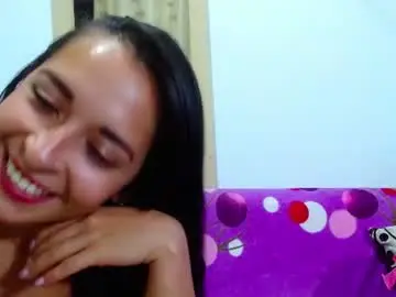 Chaturbate Live Sex Cam of allyson_collins_