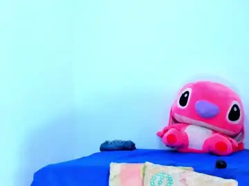Chaturbate Live Sex of ariannalewis1