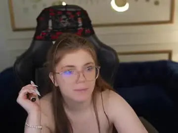 Chaturbate Live Sex Cam of sweetdesiree_
