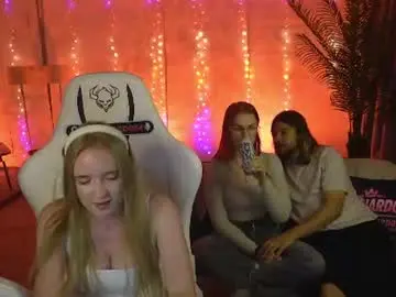 Chaturbate Live Sex of sweetdesiree_