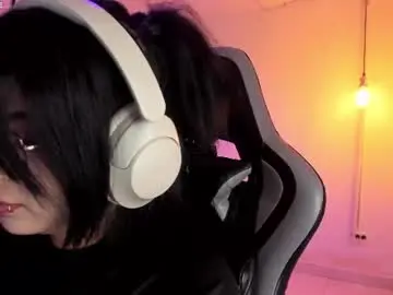 Chaturbate Live Sex Cam of kitty_gang