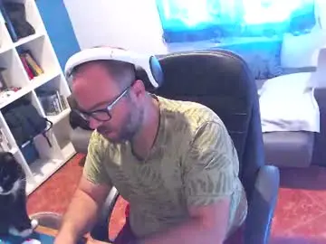 Chaturbate Best live sex cam show of ravingr3d3