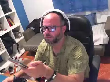 Chaturbate Private Sex Chat of ravingr3d3
