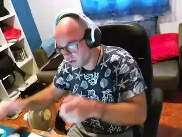 Chaturbate Live Sex of ravingr3d3