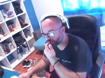 Chaturbate Nude Webcam of ravingr3d3