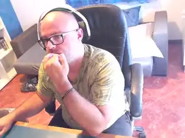 Chaturbate Free Porn Cam of ravingr3d3