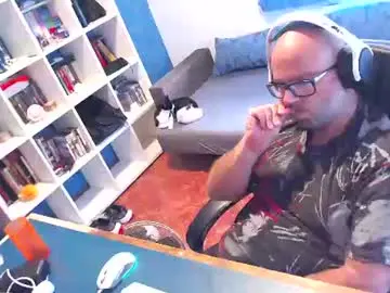 Chaturbate Live Porn of ravingr3d3