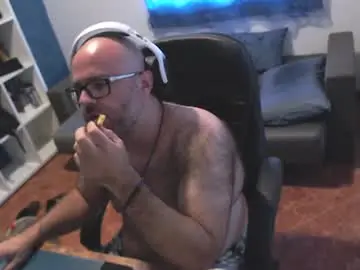 Chaturbate Live Sex Cam of ravingr3d3