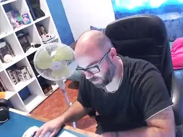 Chaturbate Live Porn of ravingr3d3
