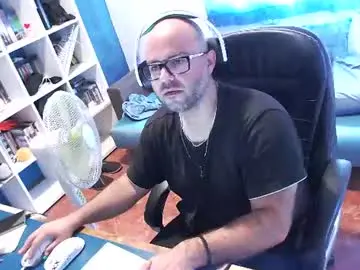 Chaturbate Private Sex Chat of ravingr3d3