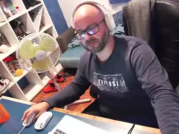 Chaturbate Private Sex Chat of ravingr3d3