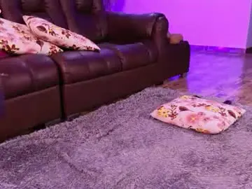 Chaturbate Watch Live Sex Cams of lara_giraldo