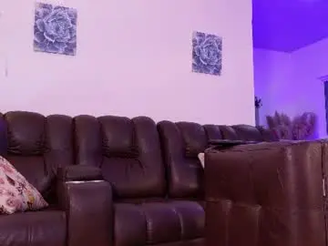 Chaturbate Best live sex cam show of lara_giraldo
