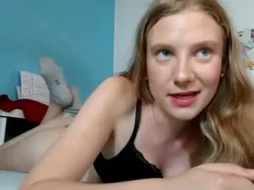 Chaturbate Live Sex Cam of lia06_