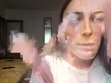 Chaturbate Live Sex of squirt_bunny77
