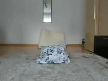 Chaturbate Free Porn Cam of squirt_bunny77