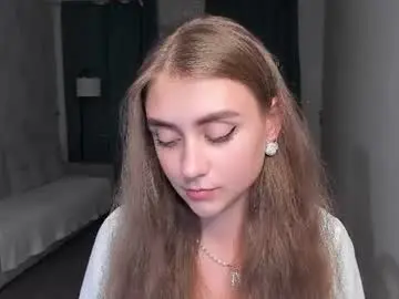 Chaturbate Watch Live Sex Cams of honeybines