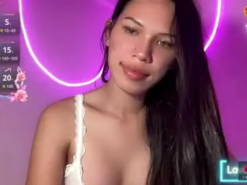 Chaturbate Live Sex Cam of sweetie_janine