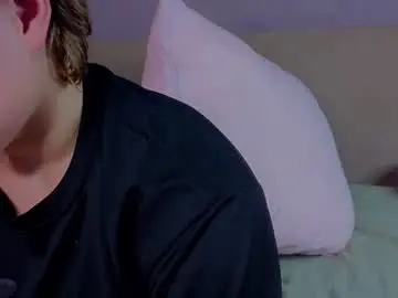 Chaturbate Live Porn of cumboydoll