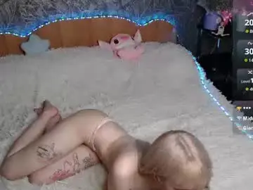 Chaturbate Sex Cam of lil_lolly67