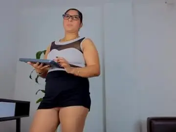 Chaturbate Watch Live Sex Cams of marianaluquez