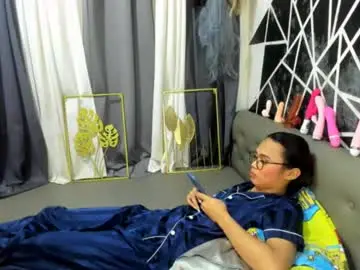 Chaturbate Nude Webcam of transbigcockselfsucker