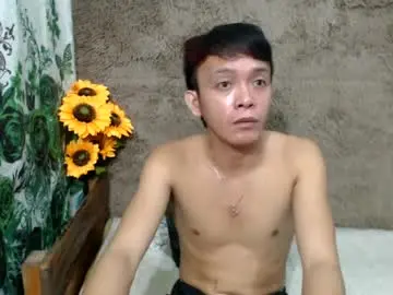 Chaturbate Live Sex Cam of asian_bighead06