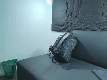 Chaturbate Adult Webcams of lenny_knox2