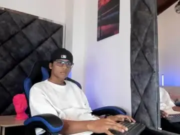 Chaturbate Free Live Porn of liamkron