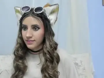 Chaturbate Free Live Porn of minefoxy2