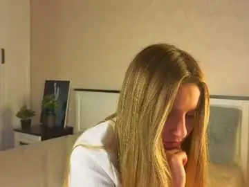 Chaturbate Live Sex Cam of onyxvespera