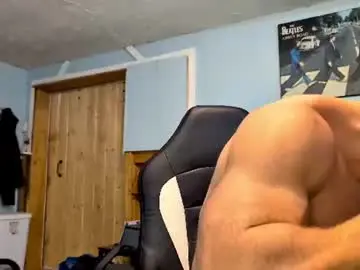 Chaturbate Watch Live Sex Cams of pizza_biceps