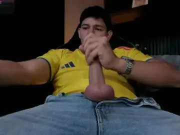 Chaturbate Free Porn Cam of james_cr