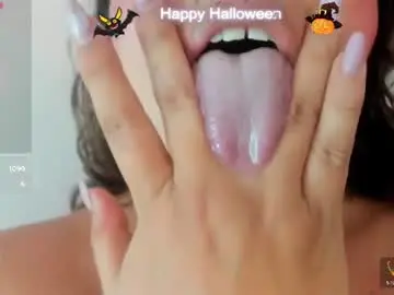 Chaturbate Adult Webcams of lauramcdowell_