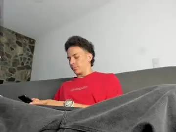 Chaturbate Nude Webcam of maxxx_bigcock