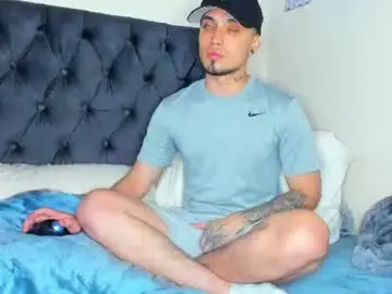 Chaturbate Adult Webcams of salvatore_dereck