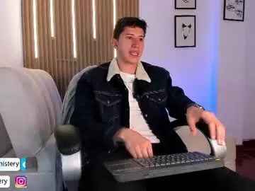 Chaturbate Free Porn Cam of dorian_mystery