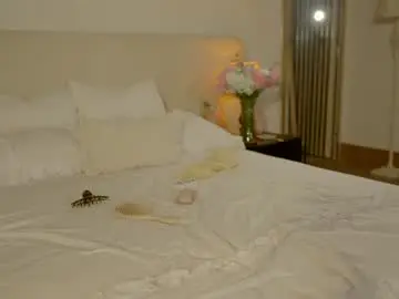Chaturbate Best live sex cam show of nicolle_mitchelle