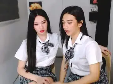Chaturbate Sex Cam of prettycumnotes69