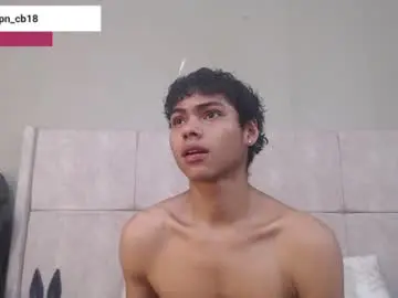 Chaturbate Watch Live Sex Cams of adam_piarse