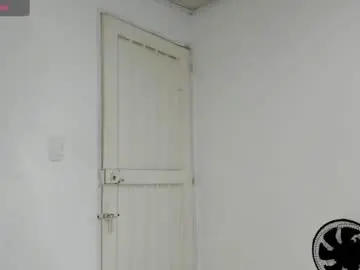 Chaturbate Live Porn of mayaa_squirt